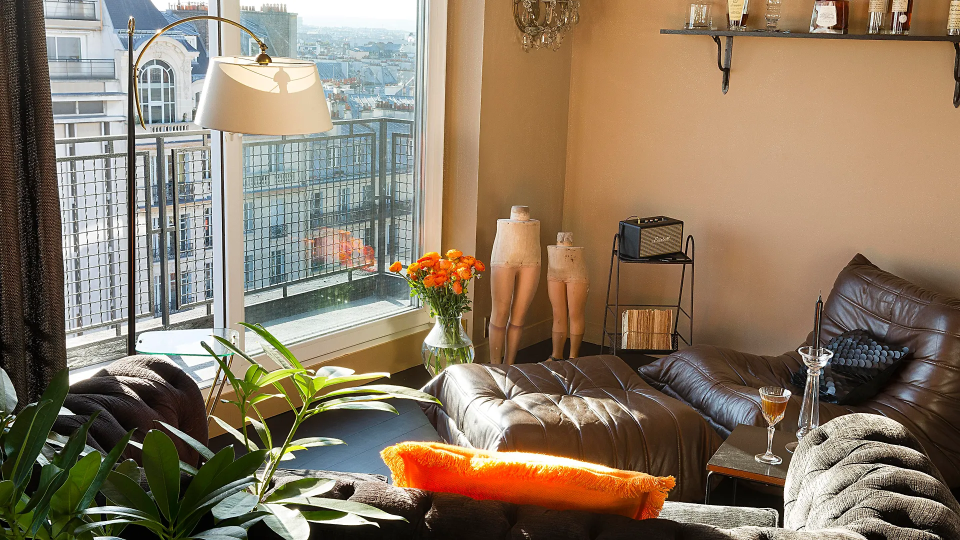 Le Noir Hotel 4*